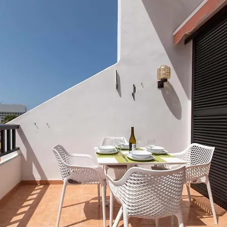 Parque Santiago Ii 271 - Two Bed With Pool View And Wifi Internet Playa de las Americas (Tenerife)